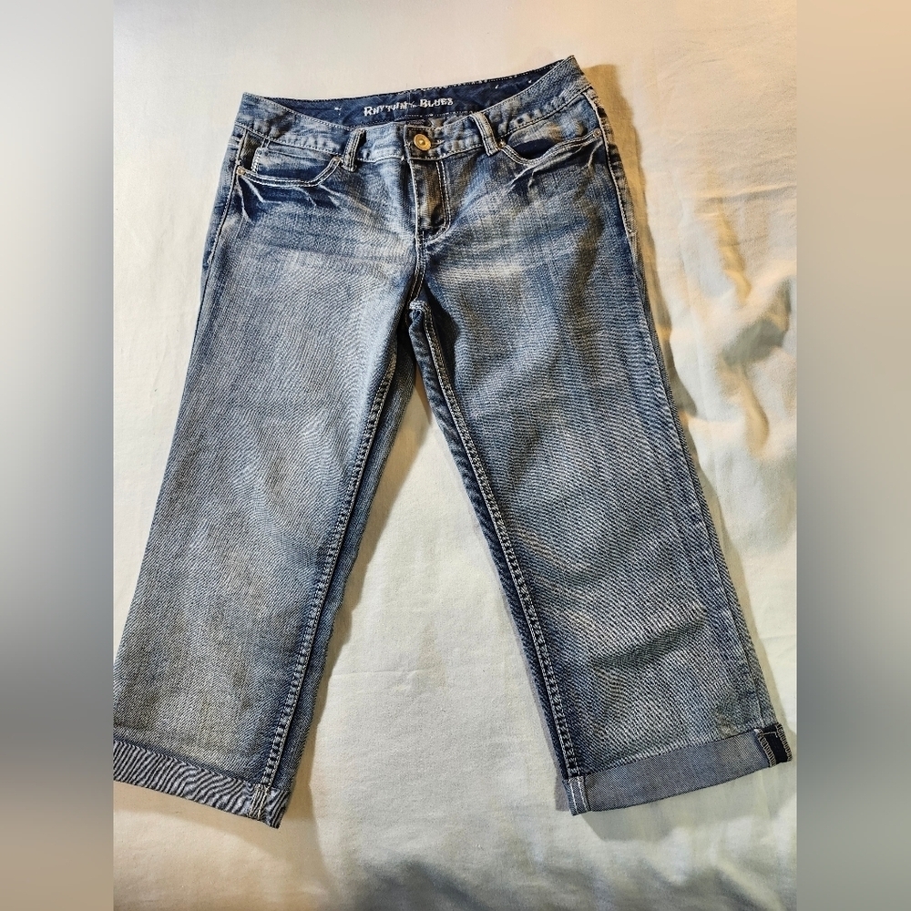 Rhythum In Blue Jean Capris Cuffed Sz 8